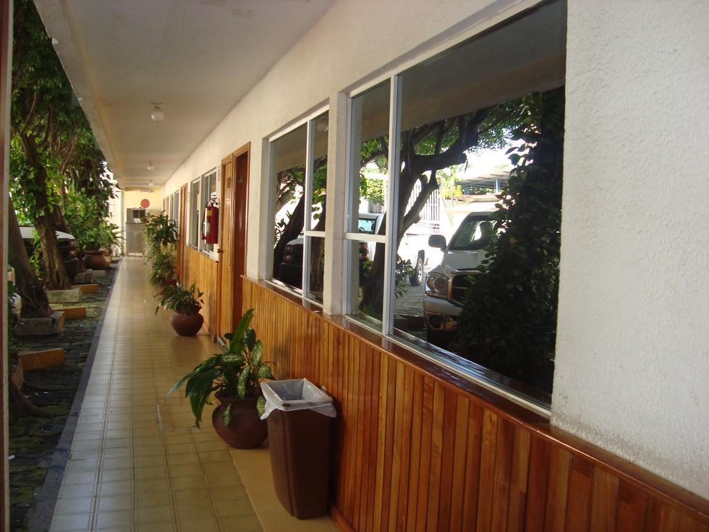 Hotel Lacantum By Rotamundos Tapachula Exteriör bild