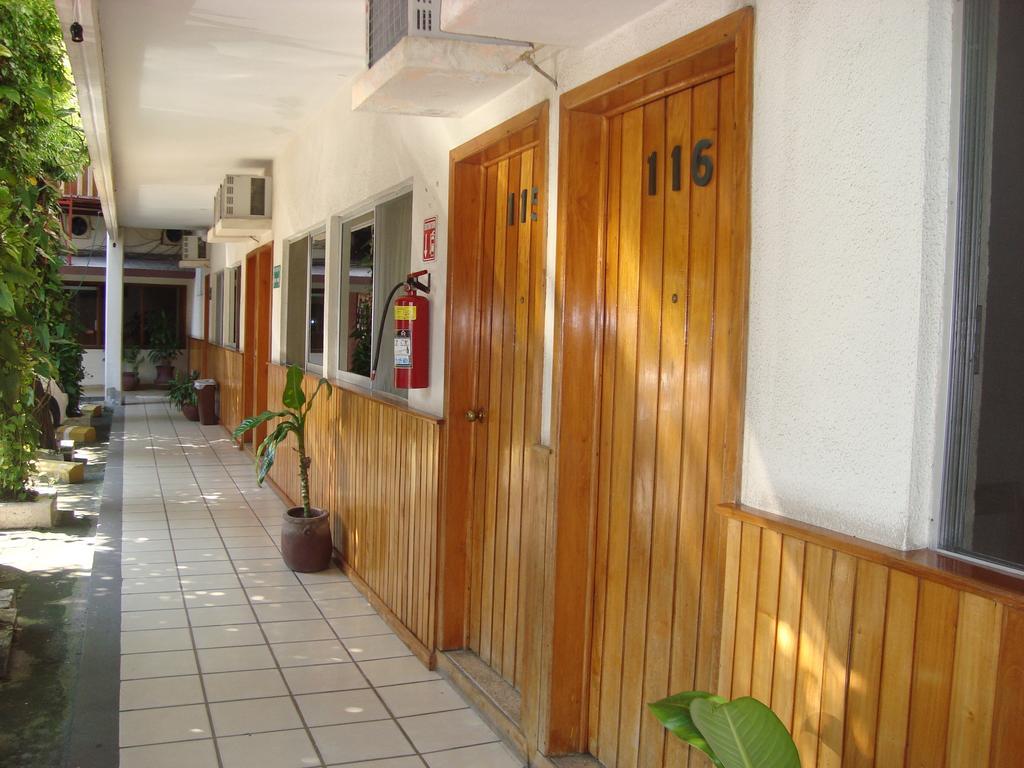Hotel Lacantum By Rotamundos Tapachula Exteriör bild
